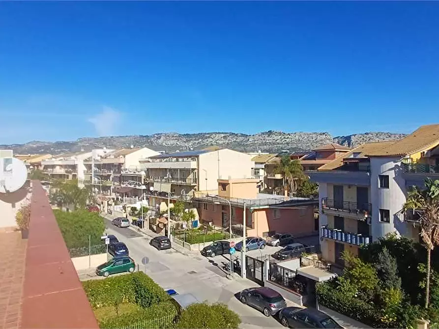 Immagine 13 di Appartamento in vendita  a Floridia