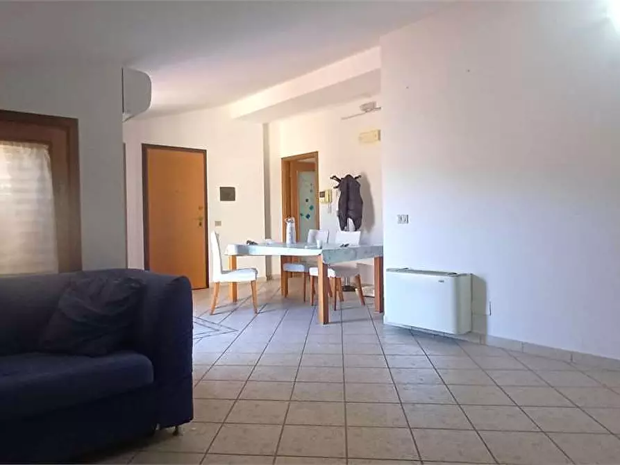 Immagine 17 di Appartamento in vendita  a Floridia