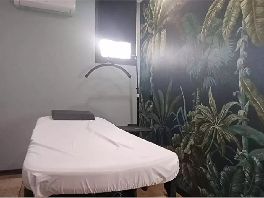 Immagine 6 di Negozio in vendita  a Siracusa