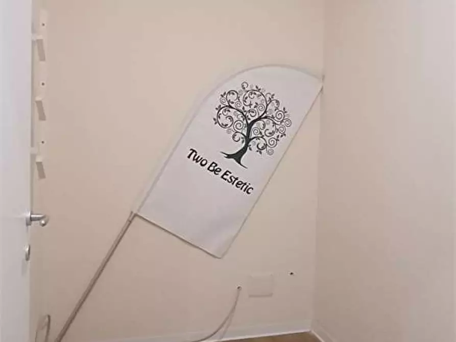 Immagine 20 di Negozio in vendita  a Siracusa