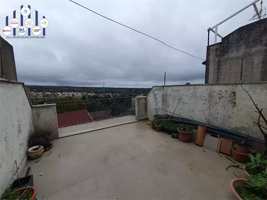 Immagine 12 di Casa indipendente in vendita  in Via Principe Amedeo a Canicattini Bagni