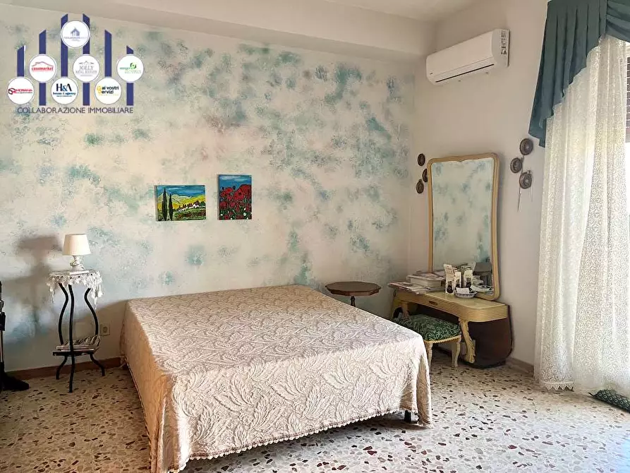 Immagine 43 di Stabile in vendita  in Via Alessandro Manzoni a Floridia