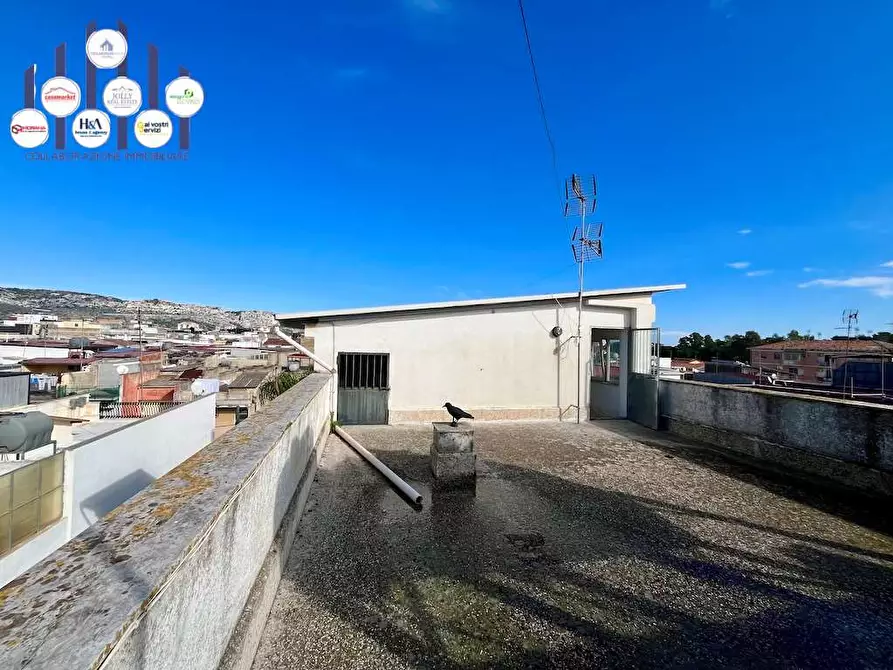 Immagine 52 di Stabile in vendita  in Via Alessandro Manzoni a Floridia