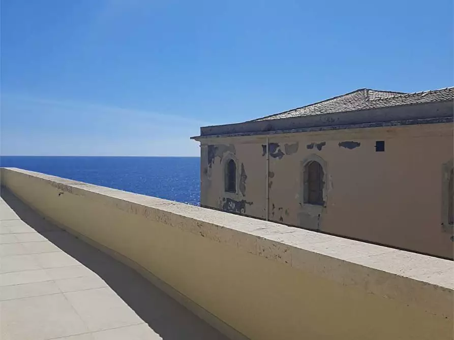 Immagine 15 di Appartamento in vendita  a Siracusa