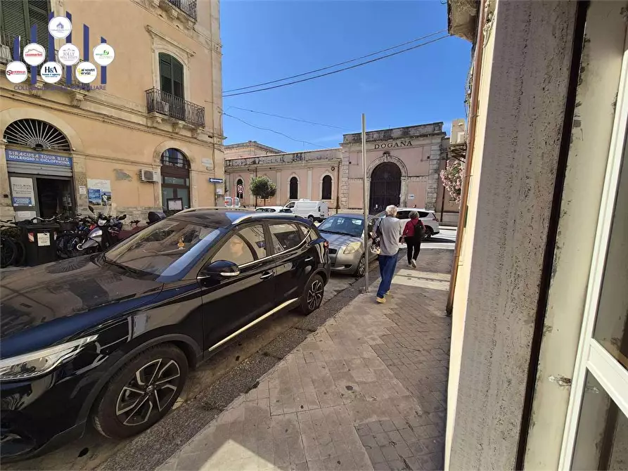 Immagine 13 di Trilocale in vendita  a Siracusa