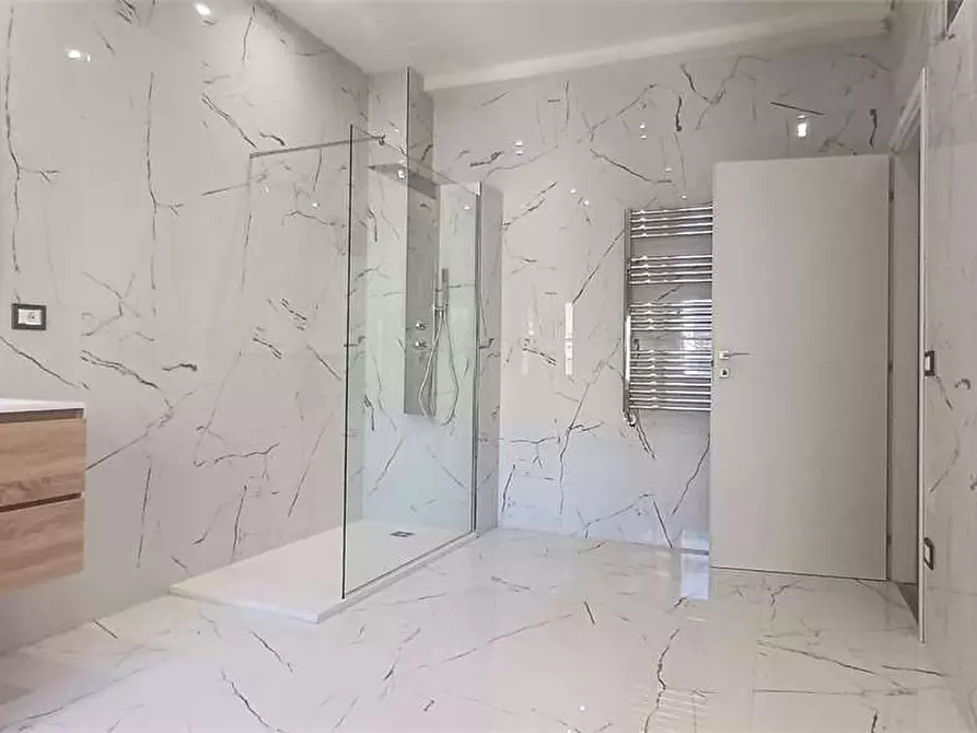 Immagine 12 di Appartamento in vendita  a Siracusa