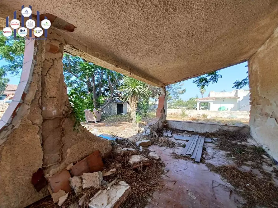 Immagine 8 di Villa in vendita  a Siracusa