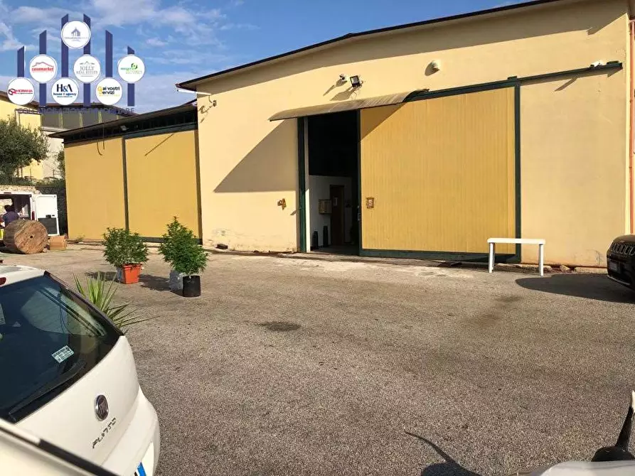Immagine 1 di Capannone industriale in vendita  in targia a Siracusa