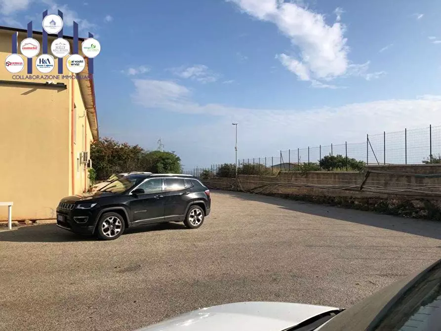 Immagine 2 di Capannone industriale in vendita  in targia a Siracusa