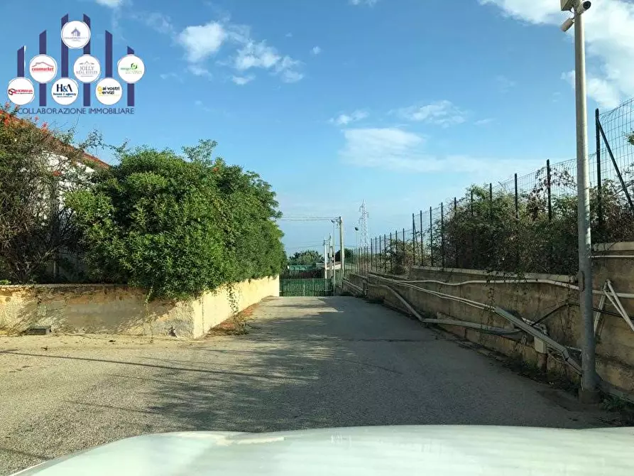 Immagine 5 di Capannone industriale in vendita  in targia a Siracusa