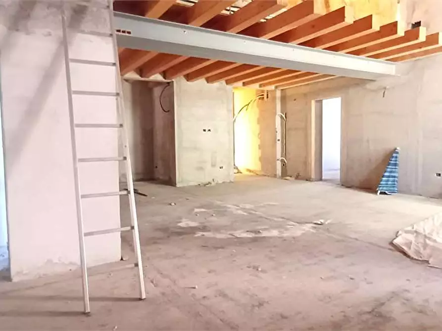 Immagine 2 di Appartamento in vendita  a Siracusa