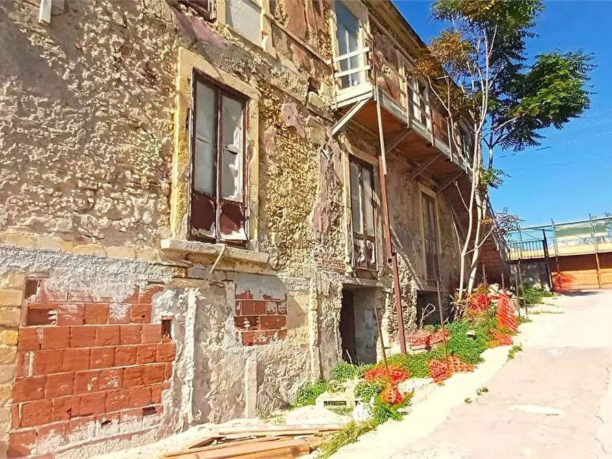 Immagine 13 di Appartamento in vendita  a Siracusa