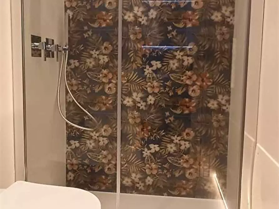 Immagine 13 di Appartamento in vendita  a Siracusa