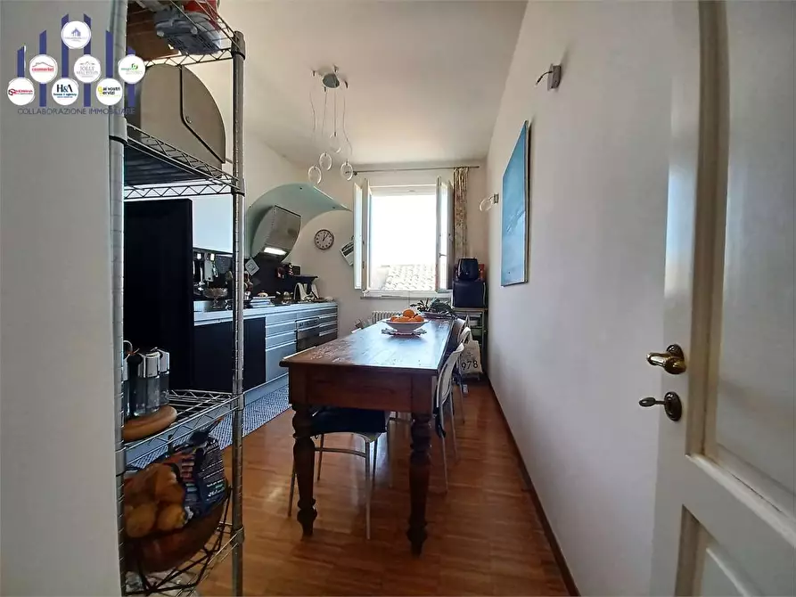 Immagine 14 di Stabile in vendita  a Siracusa