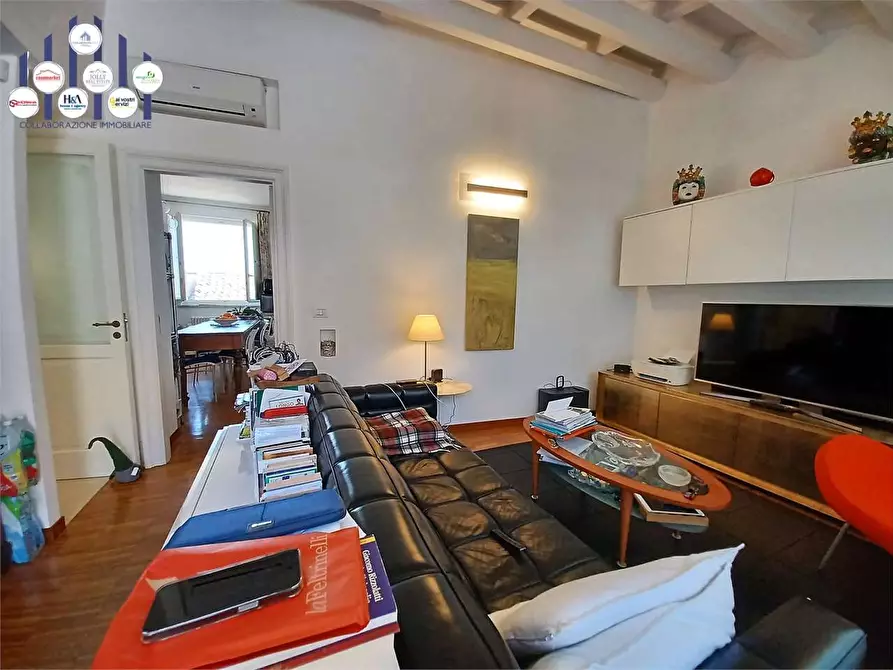 Immagine 22 di Stabile in vendita  a Siracusa