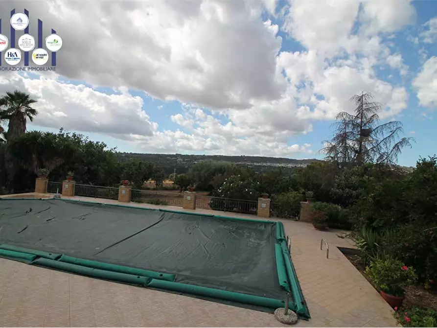 Immagine 7 di Rustico / casale in vendita  in CONTRADA BAGNI a Canicattini Bagni