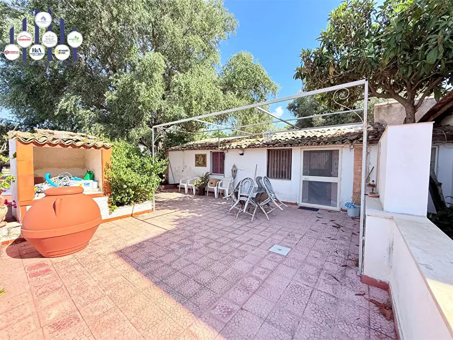 Immagine 3 di Villetta a schiera in vendita  in STRADA OGNINA a Siracusa