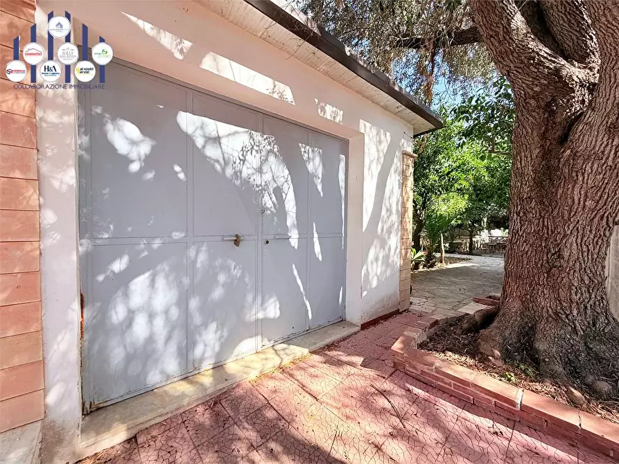 Immagine 22 di Villetta a schiera in vendita  in STRADA OGNINA a Siracusa