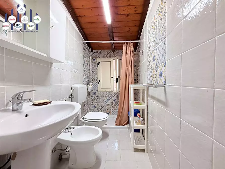 Immagine 10 di Villa in vendita  in STRADA OGNINA a Siracusa