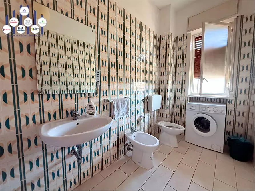 Immagine 15 di Appartamento in vendita  in VIA AVOLA a Siracusa