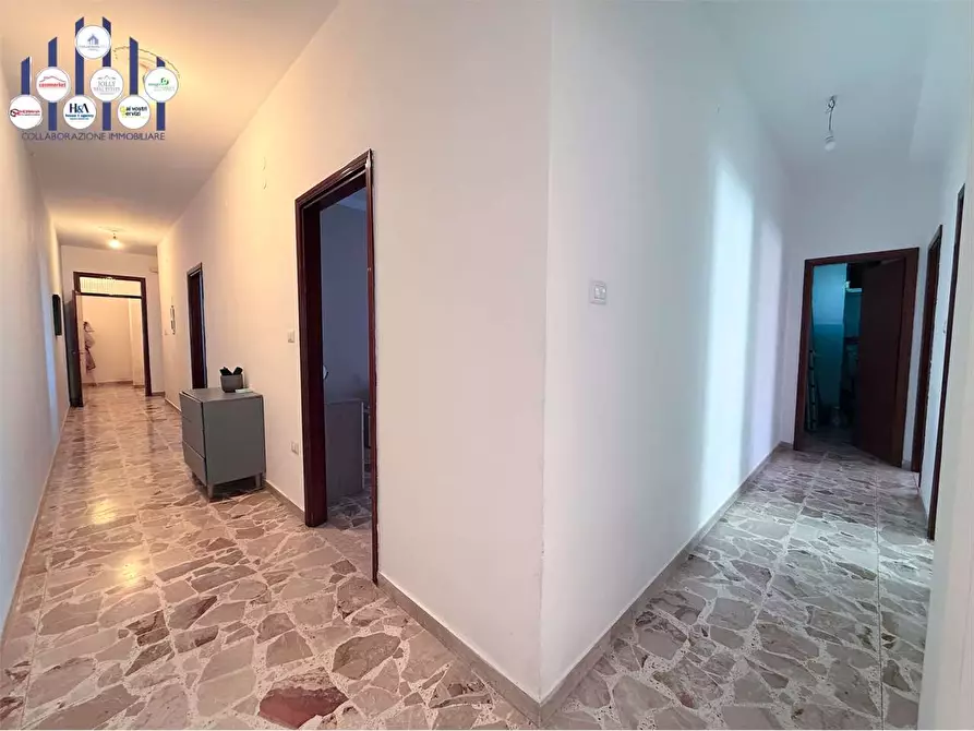 Immagine 10 di Appartamento in vendita  in via torino a Siracusa