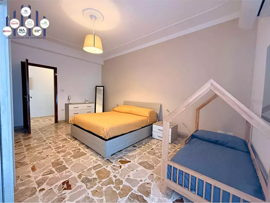 Immagine 12 di Appartamento in vendita  in via torino a Siracusa