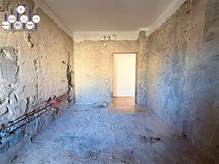 Immagine 13 di Appartamento in vendita  in VIA POMPEO BORGIA a Siracusa