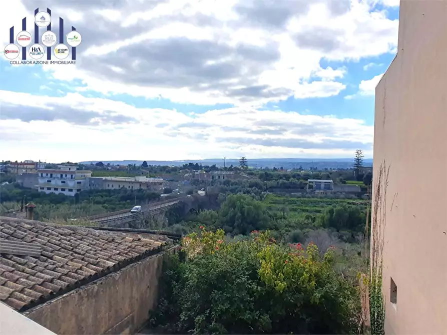 Immagine 10 di Casa indipendente in vendita  in Via Archimede a Floridia