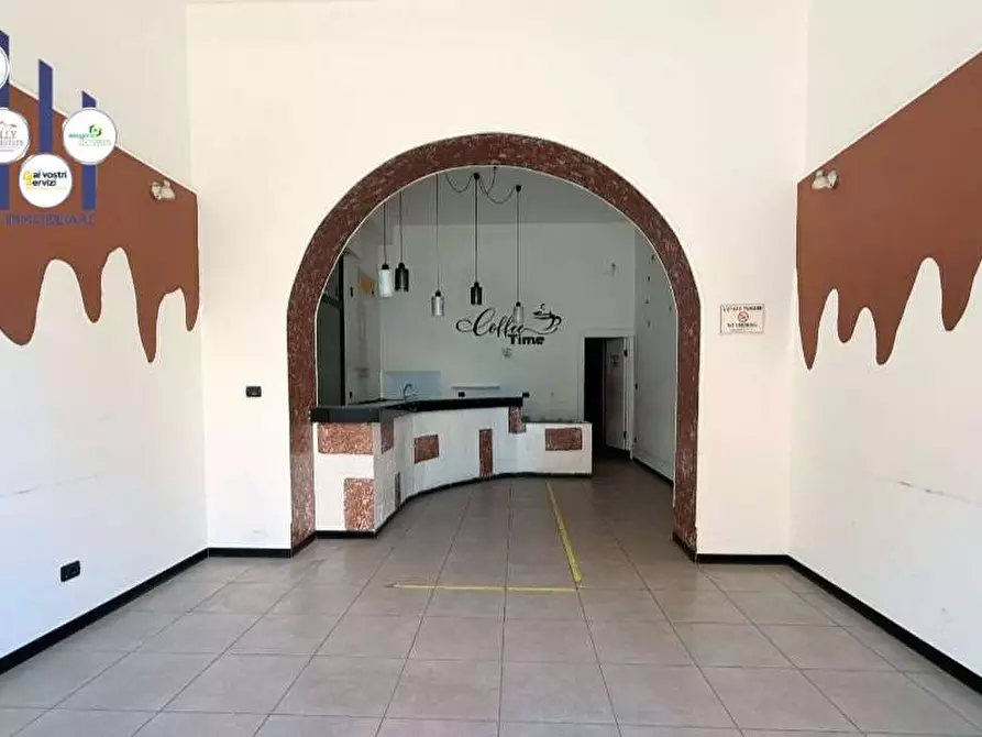 Immagine 4 di Negozio in vendita  in Via Filisto  a Siracusa