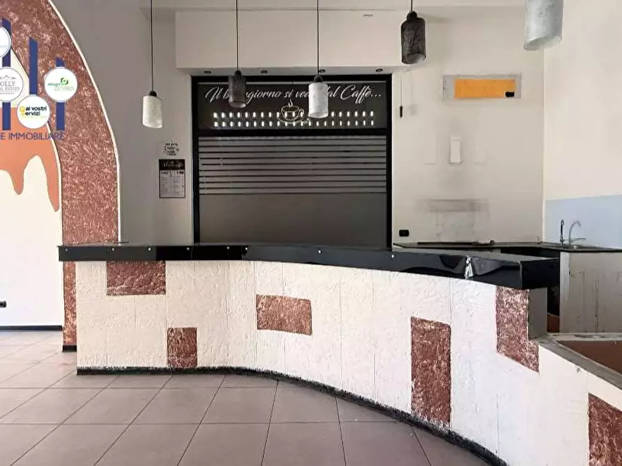 Immagine 12 di Negozio in vendita  in Via Filisto  a Siracusa