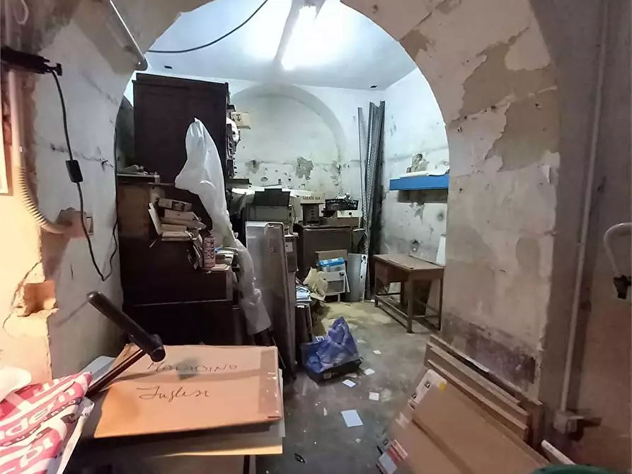 Immagine 6 di Negozio in vendita  a Siracusa