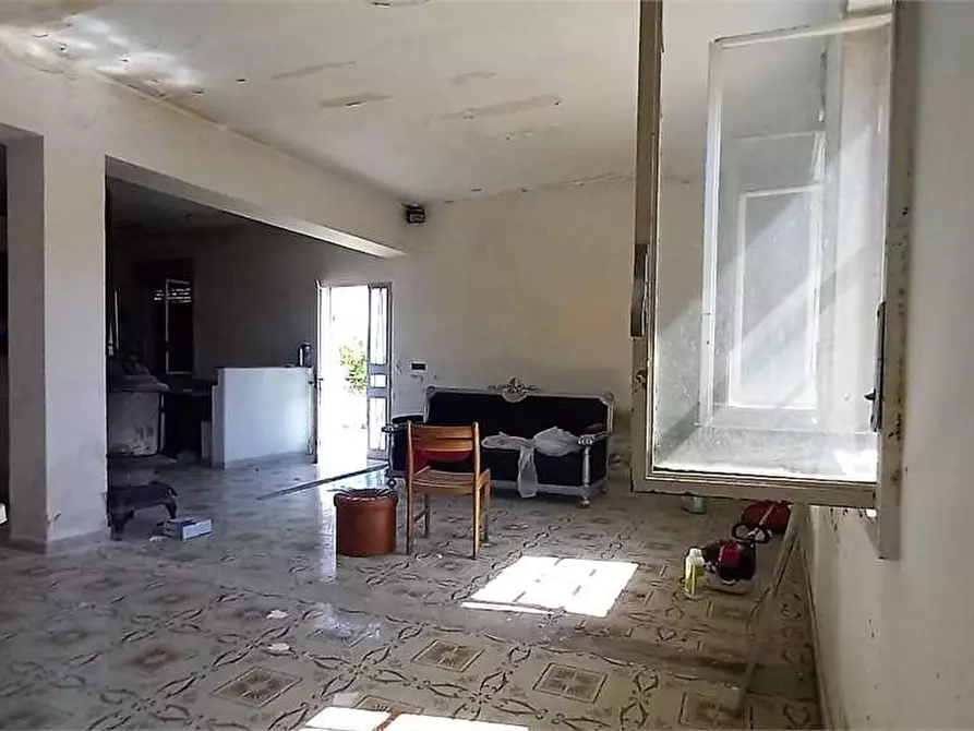 Immagine 8 di Villa in vendita  a Siracusa