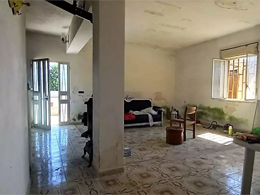 Immagine 11 di Villa in vendita  a Siracusa