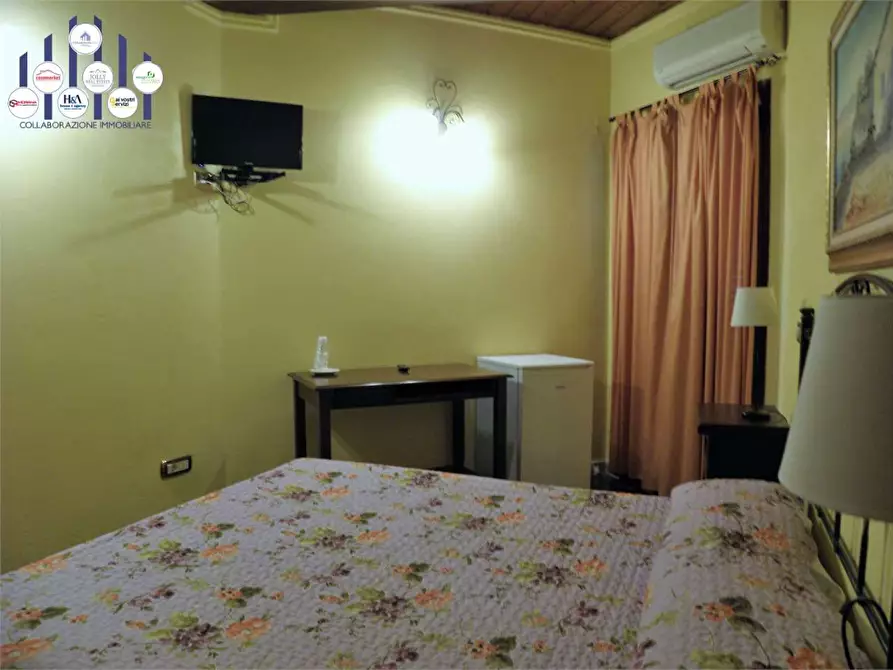 Immagine 25 di Villa in vendita  a Siracusa