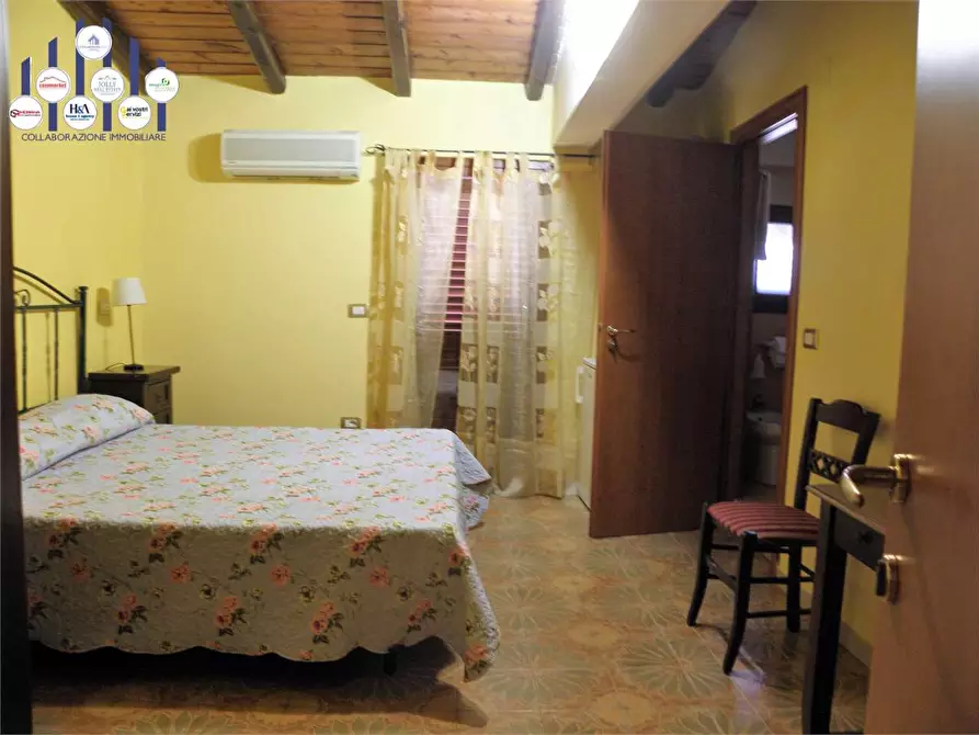 Immagine 45 di Villa in vendita  a Siracusa