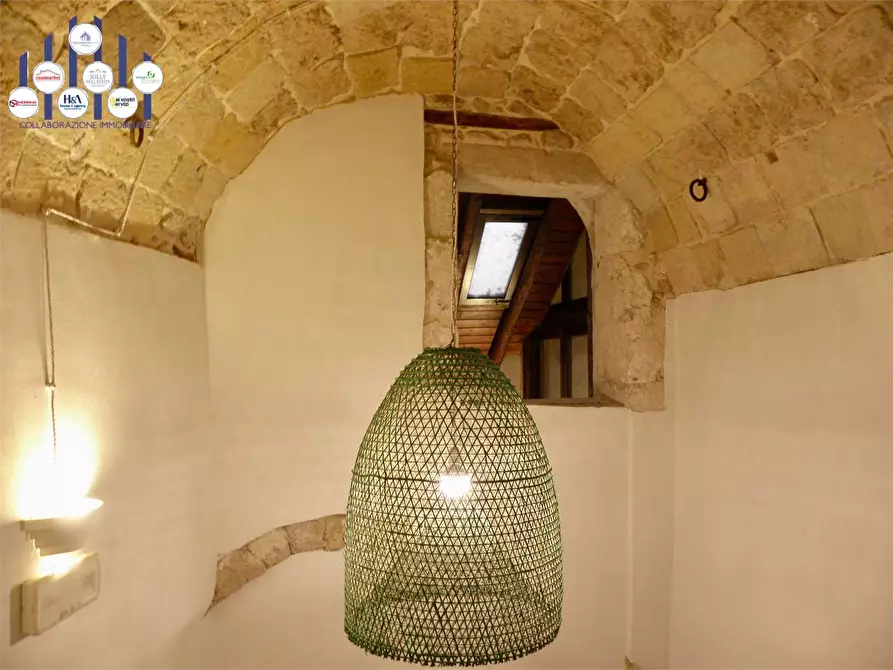 Immagine 4 di Negozio in vendita  a Siracusa