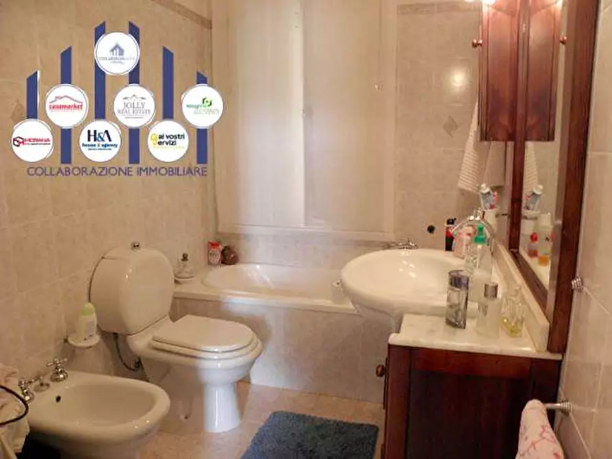 Immagine 10 di Quadrilocale in vendita  a Siracusa