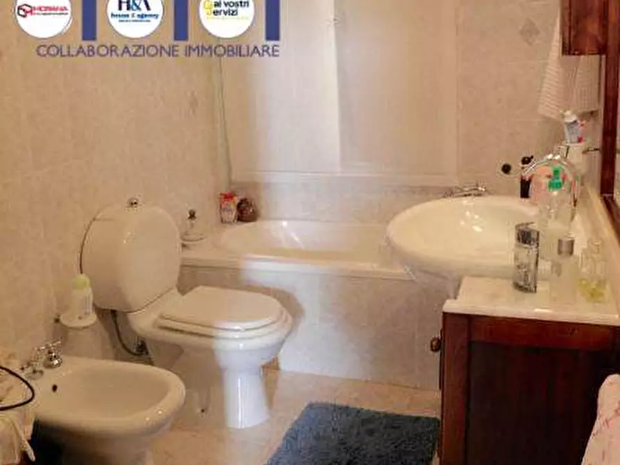 Immagine 21 di Quadrilocale in vendita  a Siracusa