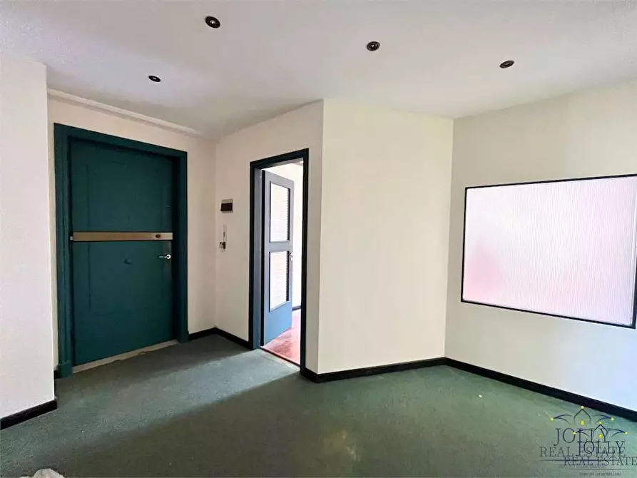 Immagine 18 di Trilocale in vendita  in Gelone a Siracusa