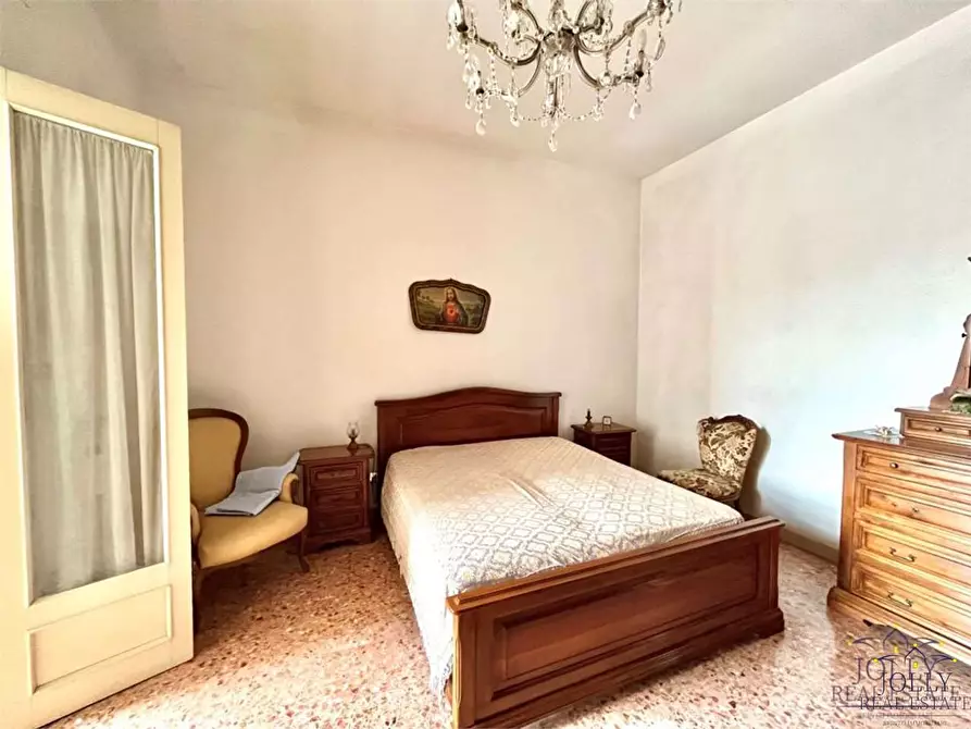 Immagine 26 di Stabile in vendita  in G. Iudica a Palazzolo Acreide