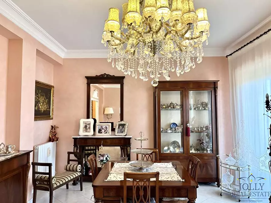 Immagine 8 di Appartamento in vendita  in via grottasanta a Siracusa