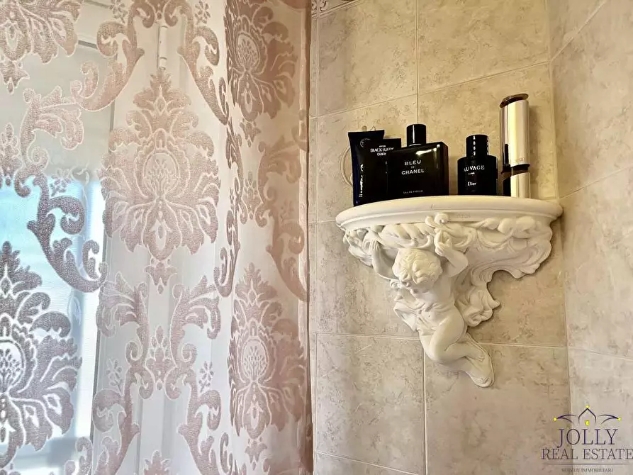 Immagine 29 di Appartamento in vendita  in via grottasanta a Siracusa