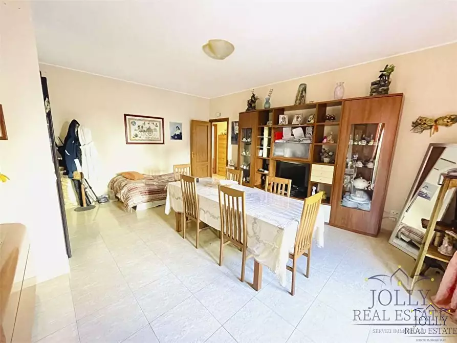 Immagine 5 di Quadrilocale in vendita  in Grottasanta 166 a Siracusa