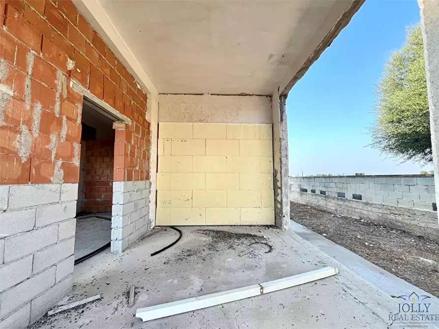 Immagine 3 di Villa in vendita  in via panarea a Siracusa