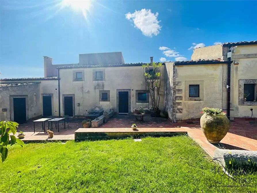 Immagine 14 di Rustico / casale in vendita  in SP 24 a Noto