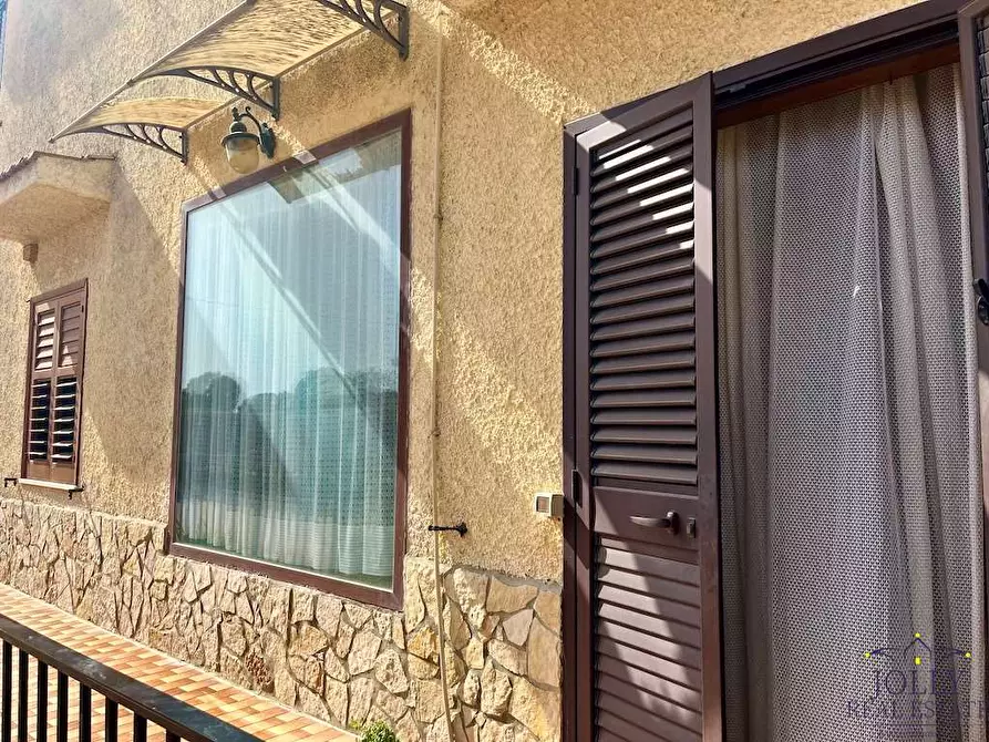 Immagine 4 di Villa in vendita  in Via Modica a Siracusa
