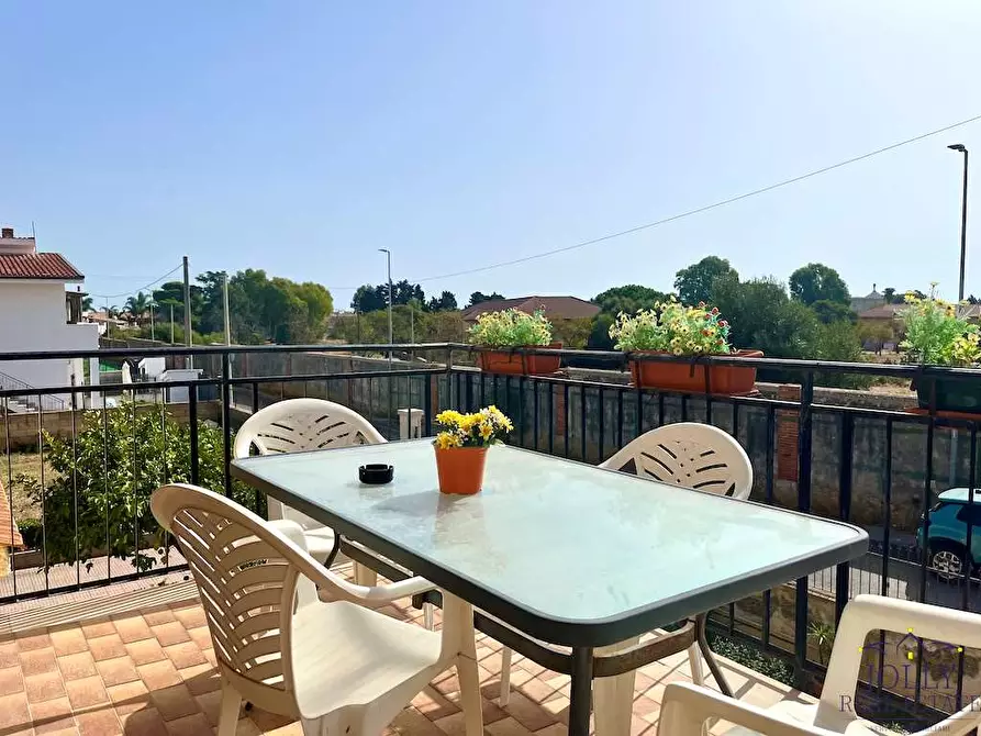 Immagine 27 di Villa in vendita  in Via Modica a Siracusa