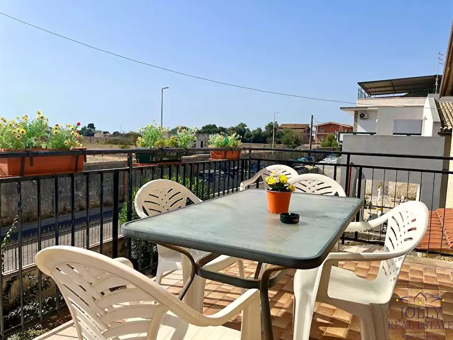 Immagine 28 di Villa in vendita  in Via Modica a Siracusa