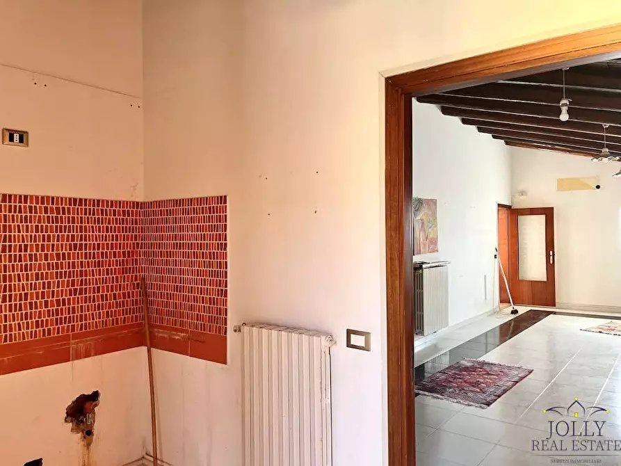 Immagine 31 di Villa in vendita  in Via Modica a Siracusa