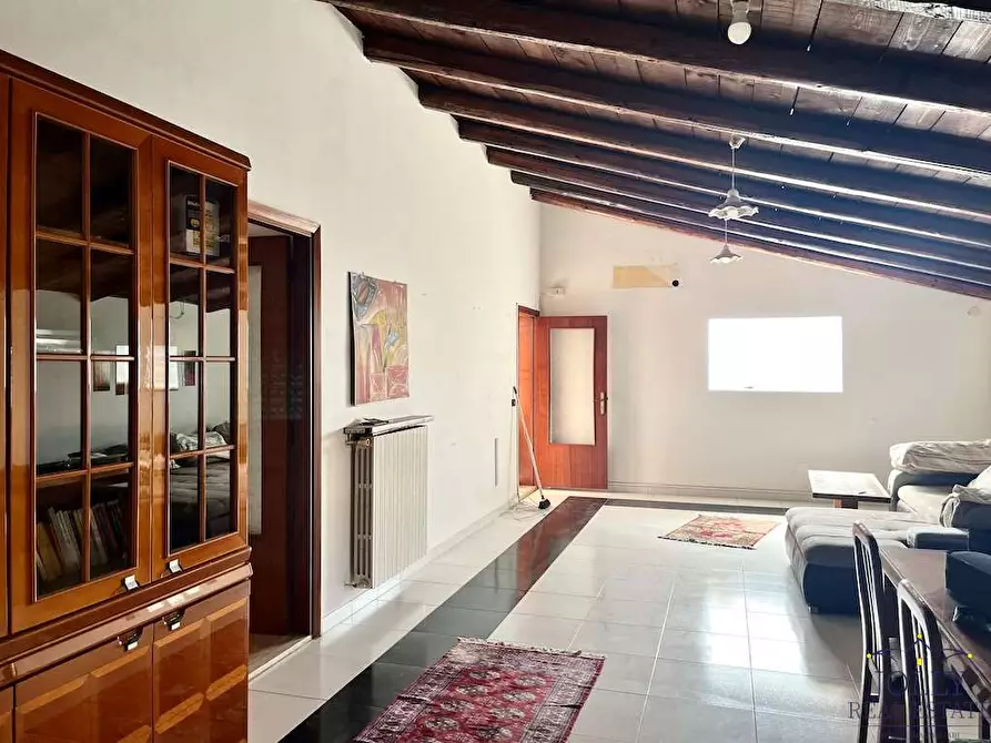 Immagine 33 di Villa in vendita  in Via Modica a Siracusa